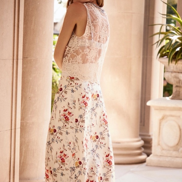 Black Iris The Lace Shell in Ivory - Picture 3 of 3